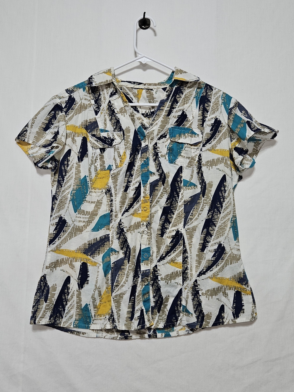 Vintage 90s Style Abstract Feather Print Button Up Blouse Top